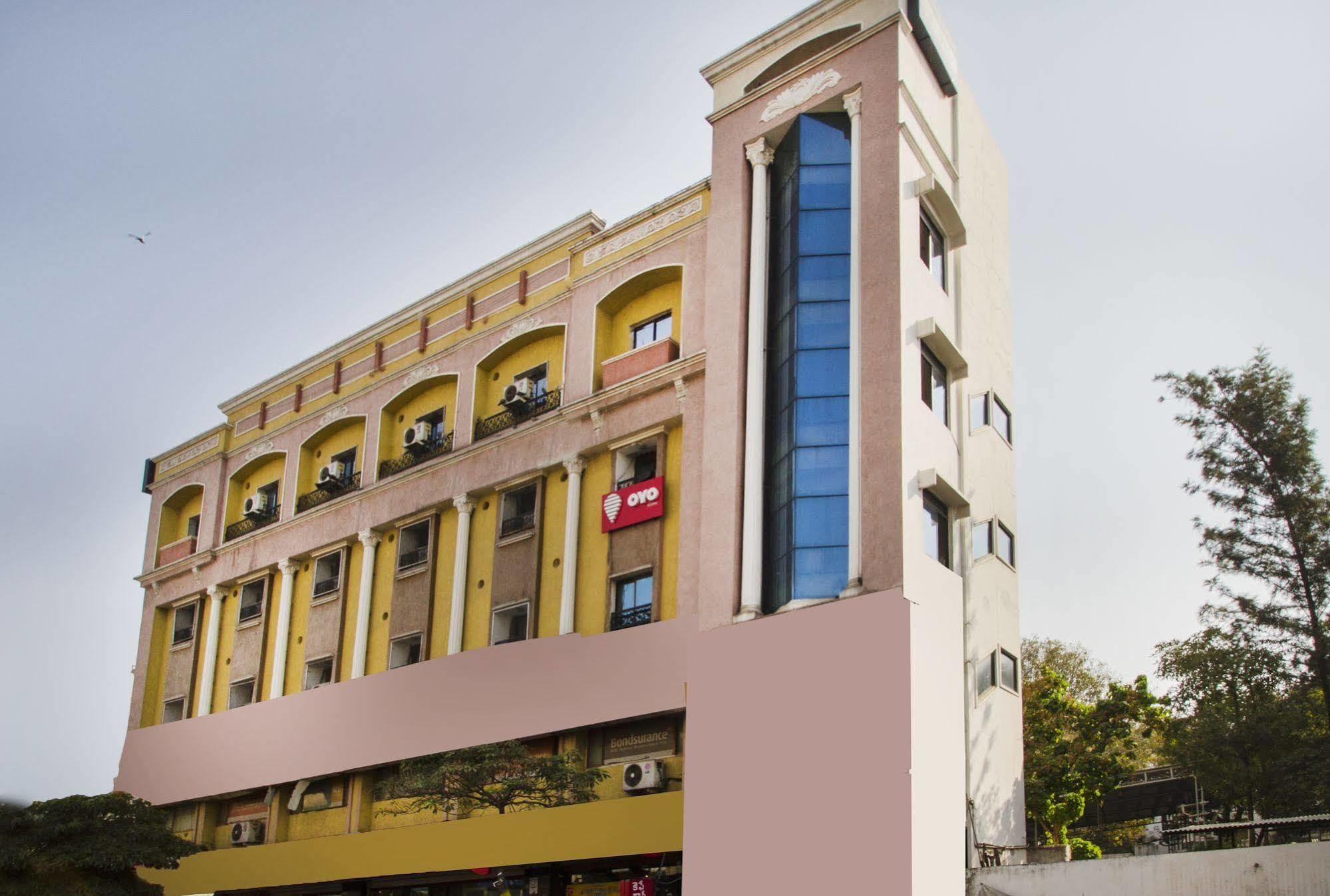 Balaji Residency Hotel Hyderabad Exterior photo